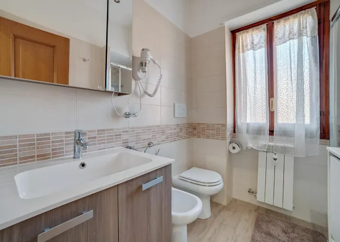 Apartment Walking Distance From San Pietro