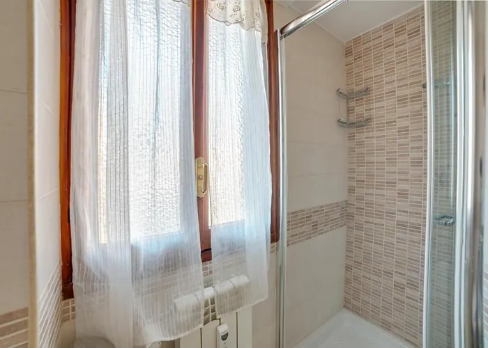 Apartment Walking Distance From San Pietro *
