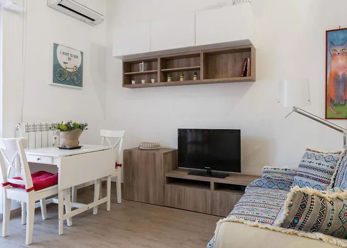 Apartment Walking Distance From San Pietro