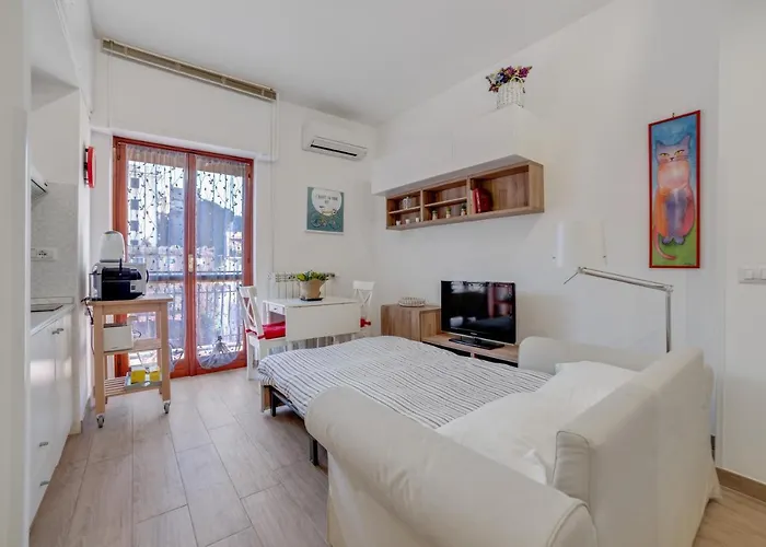 Walking Distance From San Pietro Apartment Rom
